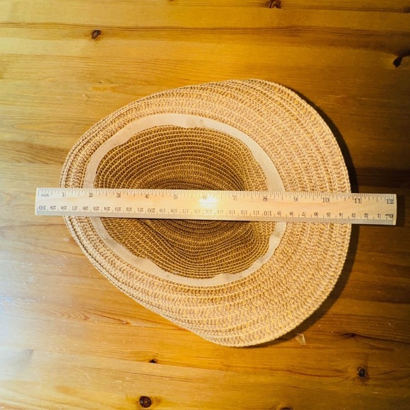 Straw hat - Picture 6 of 13